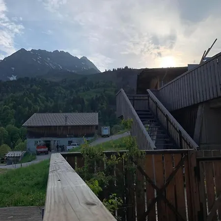 Terrasse Sur Les Aravis La Giettaz
